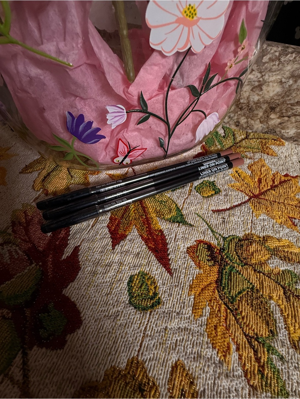 Mauve Lip Liner Pencil - Classic Definition u get 3